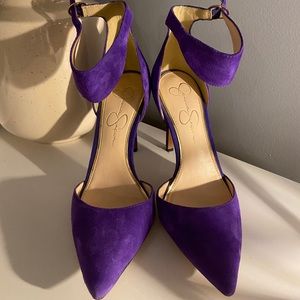 Jessica Simpson pumps